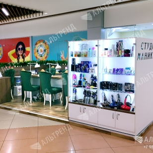 Остров-студия маникюра «Beautiful Nails»